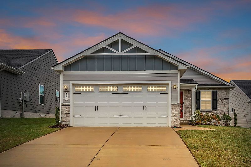 1st image of 767 Cottage Dr