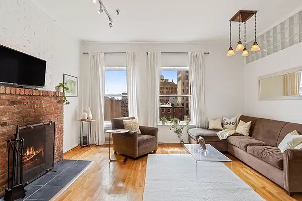 1st image of 105 Montague St APT 503