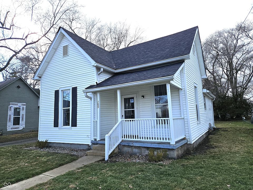 1st image of 709 Center St
