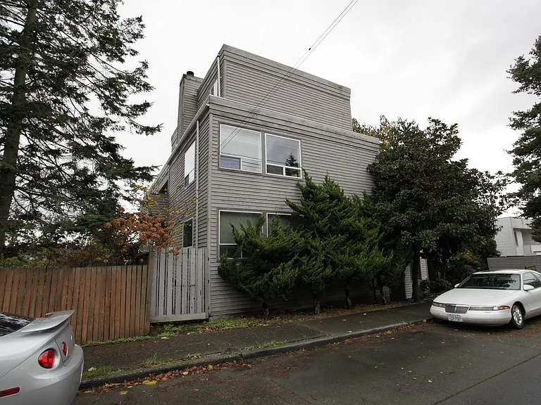 The Aire Apartments — Photo 16