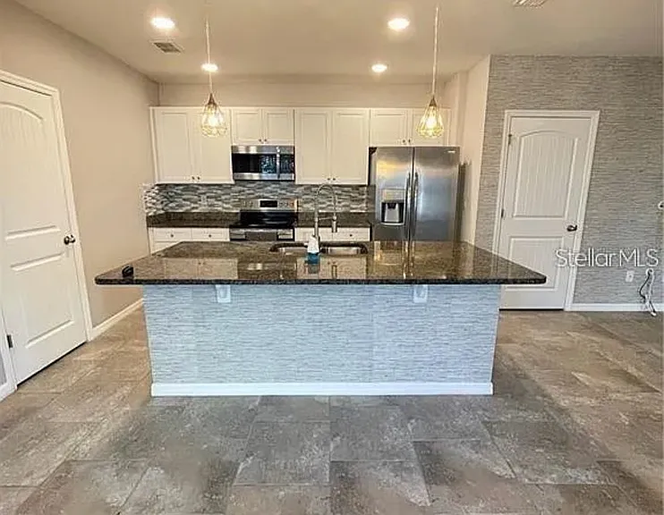 16525 Outter Grove Aly #1 — Photo 3