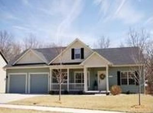 2208 Potomac Dr, Columbia, MO 65203