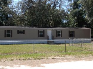 401 W Ohio St, Florahome, FL 32140