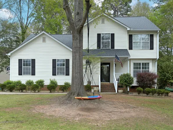 400 Penobscot Ct, Simpsonville, SC 29681