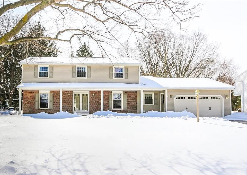 1st image of 23 Landmark Ln