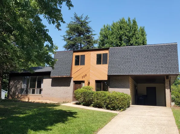 702 Chichester Ln, Silver Spring, MD 20904