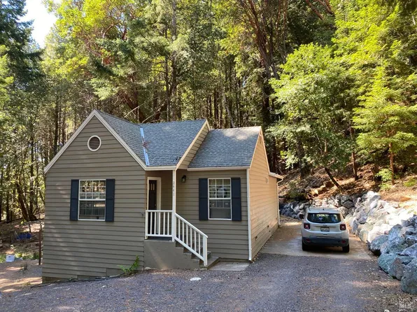 2441 Buckeye Road, Willits, CA 95490