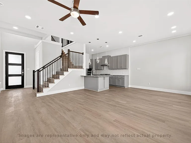 10719 Mason Rd #6 — Photo 3