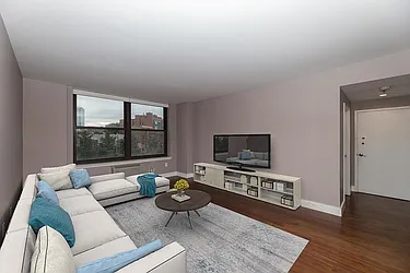 102 Christopher Columbus Drive, #306