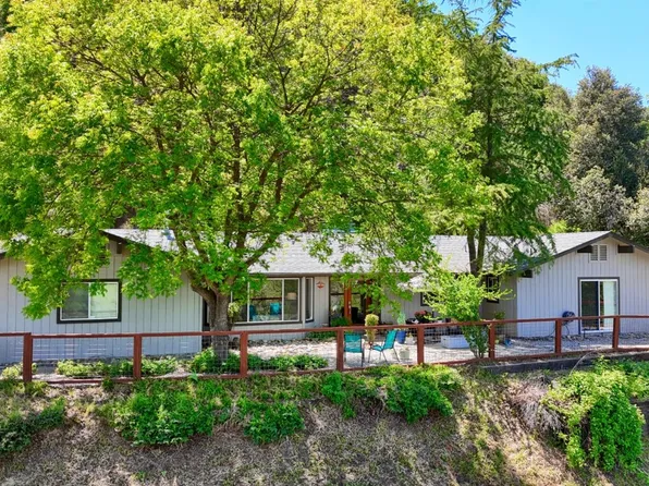 45792 Sutton Dr, Oakhurst, CA 93644