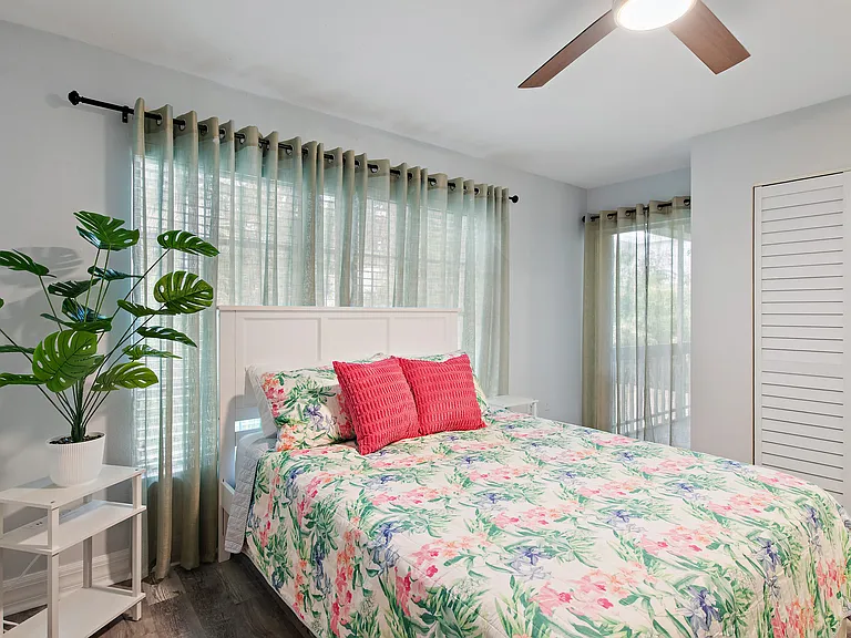 3360 S Osprey Ave #212B — Photo 20