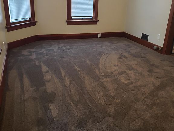 4th image of 206 E Hammond St #3