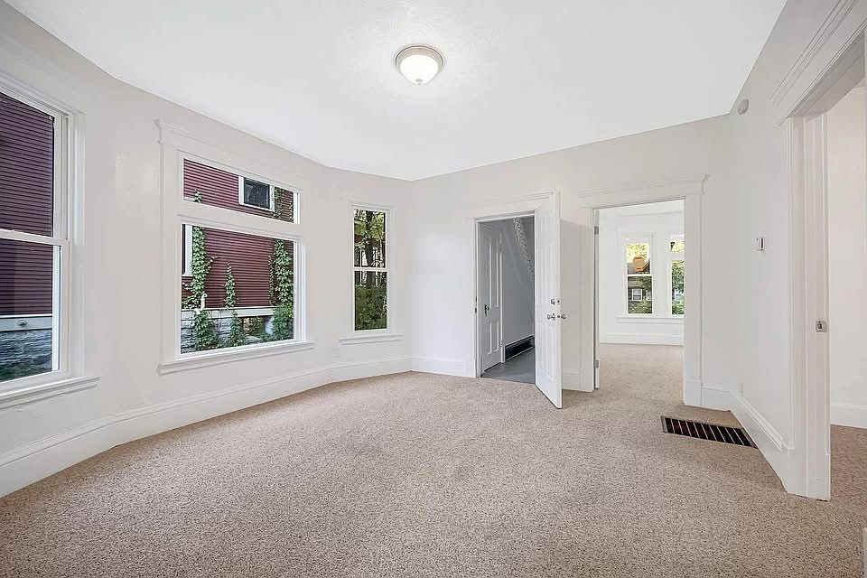 Family/common area room