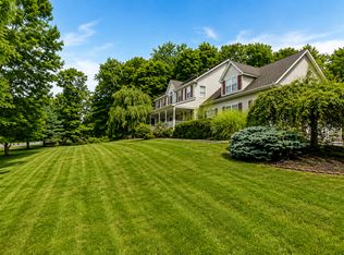 4 McNamara Dr, Campbell Hall, NY 10916