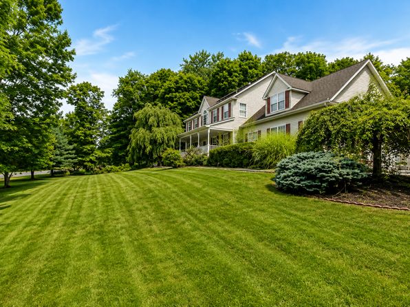 4 McNamara Dr