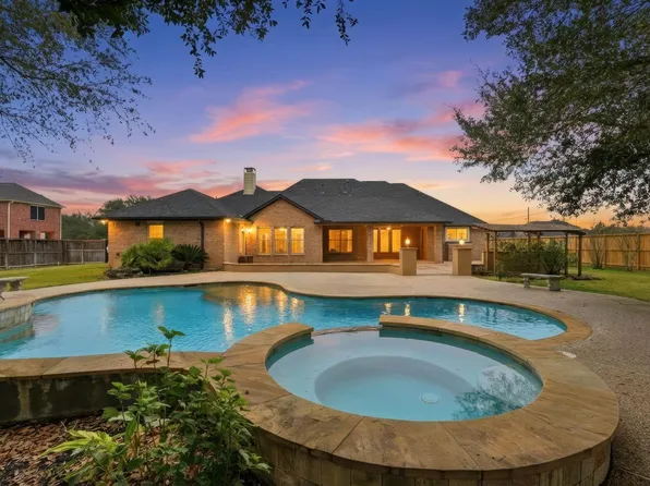 17003 Bowdin Crest Dr, Cypress, TX 77433