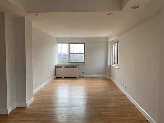 Rented by Stonehenge NYC LLC | media 2