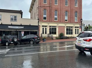 5 S 3rd St APT B, Oxford, PA 19363