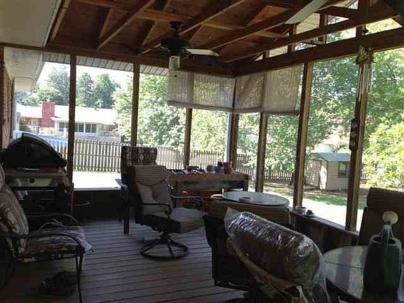 3rd image of 309 Marzee Ann Dr