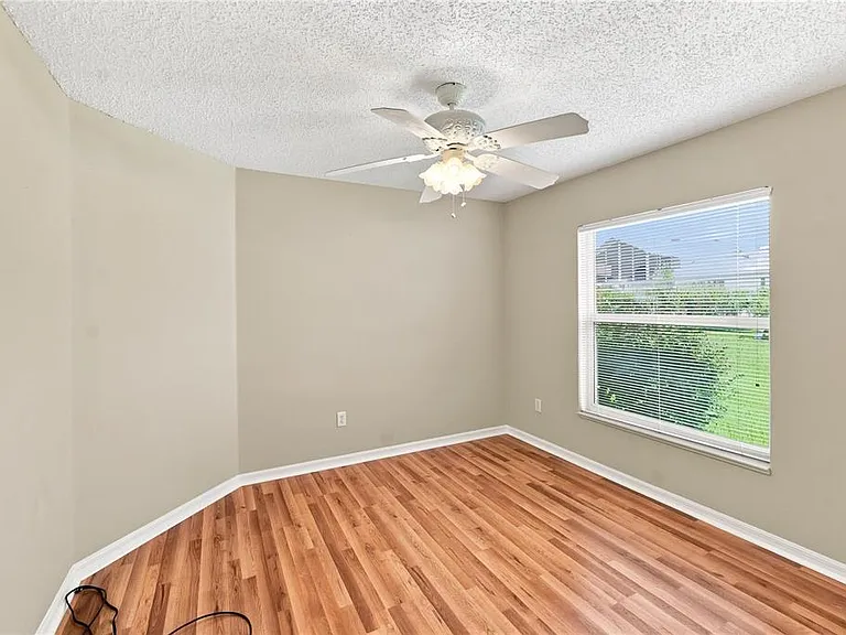 1304 De La Garza Pl — Photo 13
