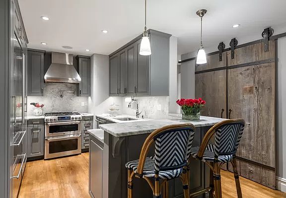 2nd image of 1230 Park Ave APT 4C