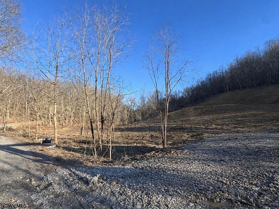 1st image of Glory Barn Rd