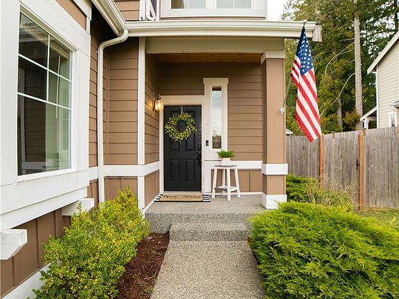 2nd image of 8223 1st Pl SE