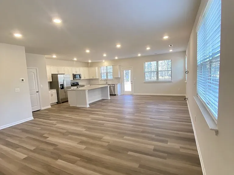 3217 Glenn Hope Way — Photo 21