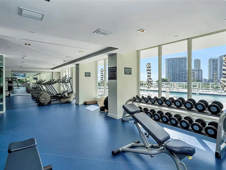 4250 Biscayne Blvd #1116 — Photo 28