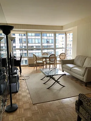 Rented by Starts New York Realty LLC | media 22