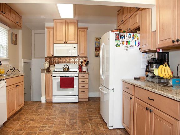 5th image of 1739 S Morton Ave