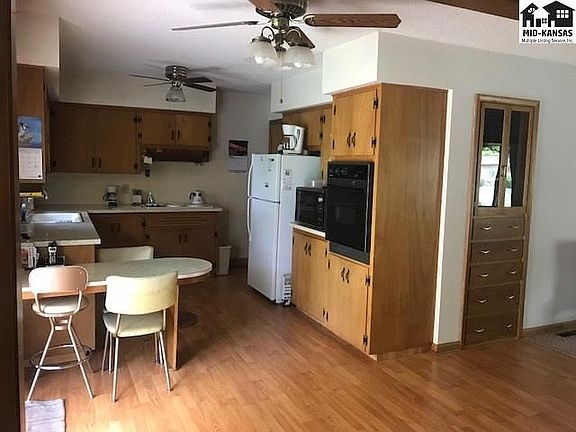 5th image of 303 W 26th Ave