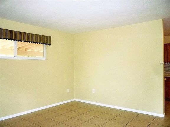 3rd image of 6440 Savannah Pl