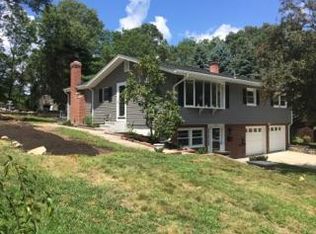 119 Blue Stone Dr, Woonsocket, RI 02895