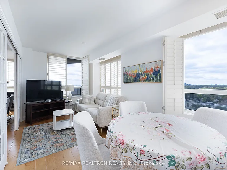 78 Harrison Garden Blvd #1409 — Photo 20