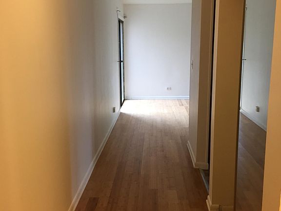 5th image of 2287 Country Club Dr APT 11