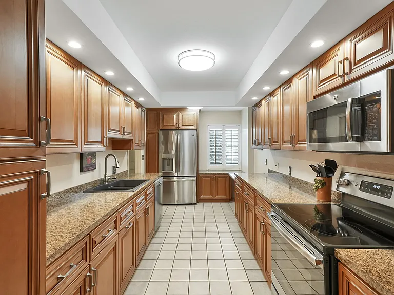 20 Whispering Sands Dr #106 — Photo 23