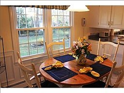 5th image of 200 Hemlock Dr