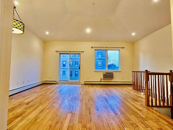 2nd image of 235 Bay 34 St #3C
