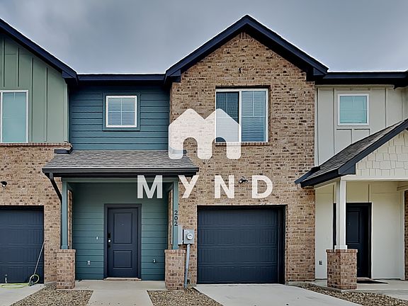 3rd image of 202 Briarwood Ln