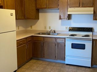 Hillcrest Apts, Marshalltown, IA 50158