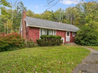 282 E Pittston Rd, Pittston, ME 04345