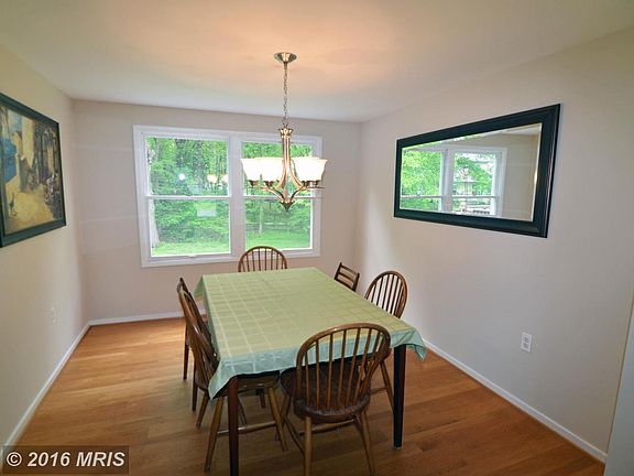 5th image of 2730 Viking Dr