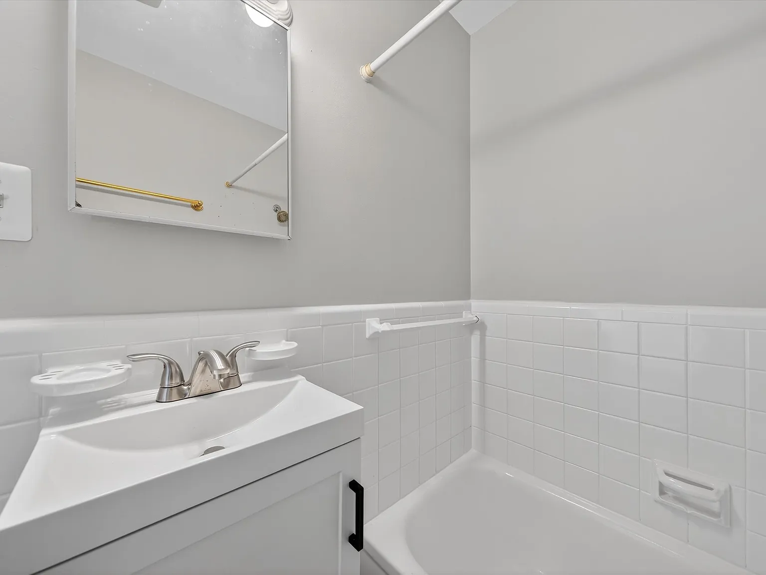 23 W Burdick St — Photo 3