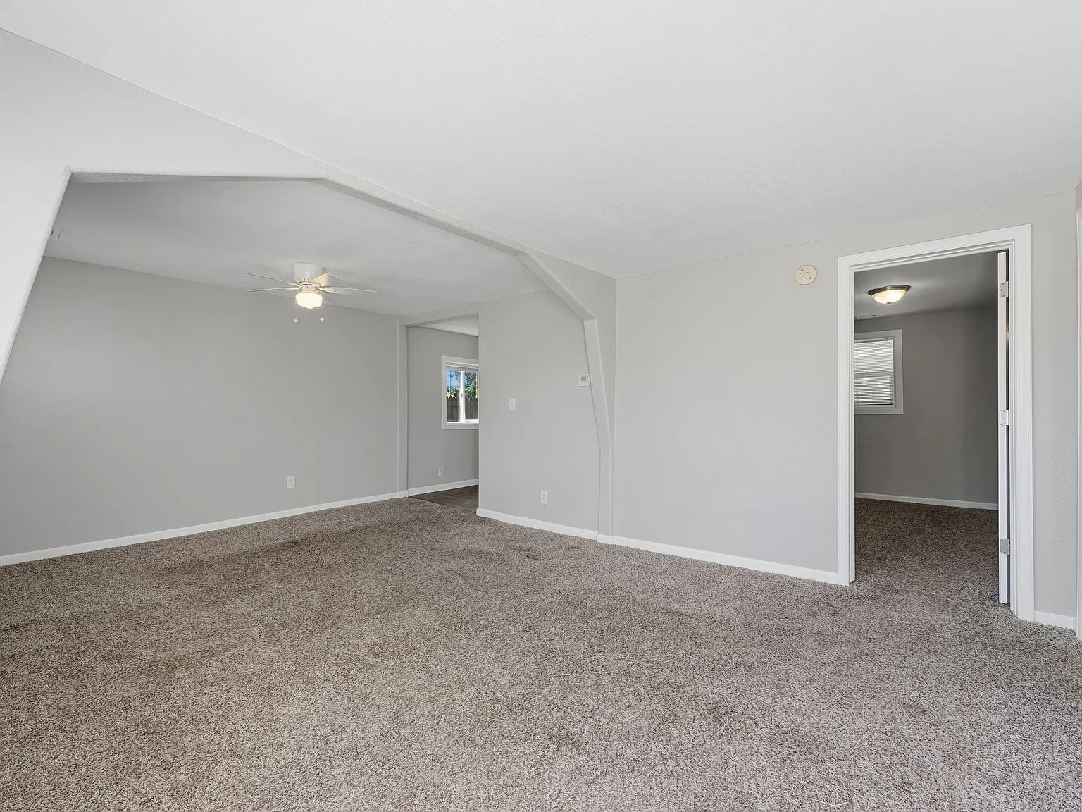 401 S Raleigh St — Photo 4