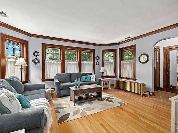 5th image of 5849 N Mulligan Ave