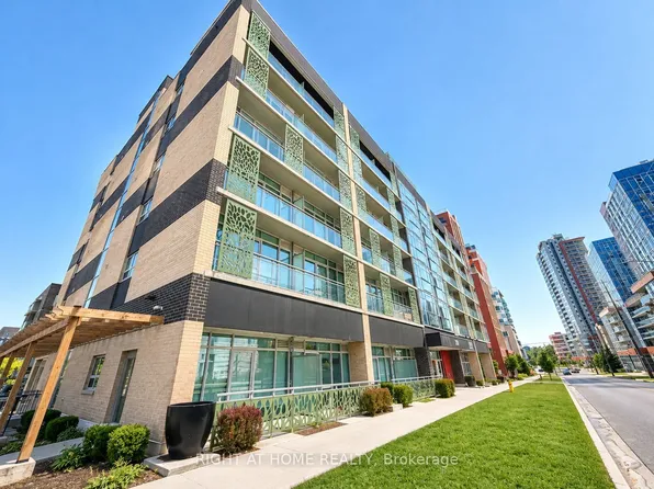 250 Albert St, Waterloo, ON N2L 3T6