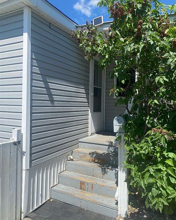 1st image of 6834 59th Ave #818