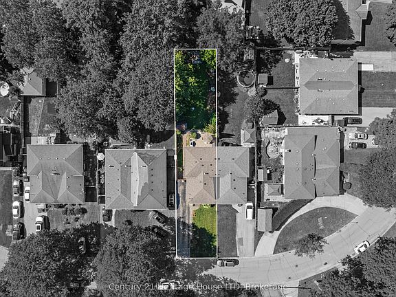 3rd image of 20 Cypress St