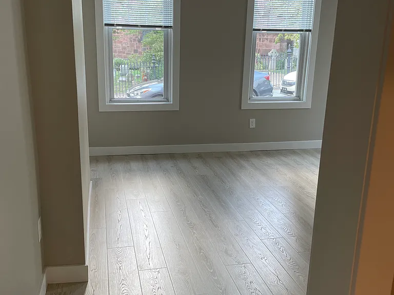 145 Dupont St #1 — Photo 24